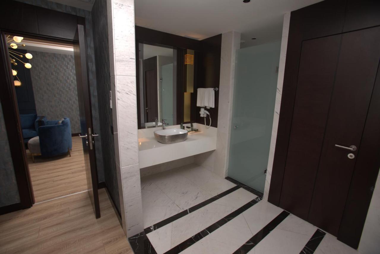 The Green Park Gaziantep Eksteriør billede Bathroom